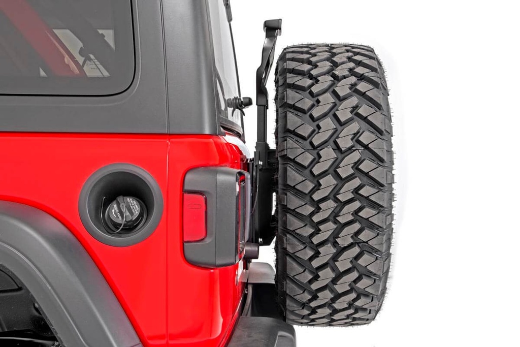 jeep-spare-tire-plate_10526-install1_2.jpg